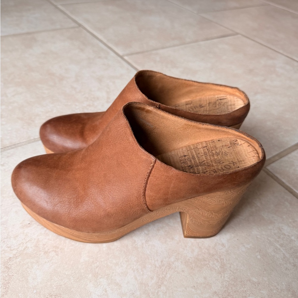 Kork-Ease Women's Cognac Leather Mule Clogs